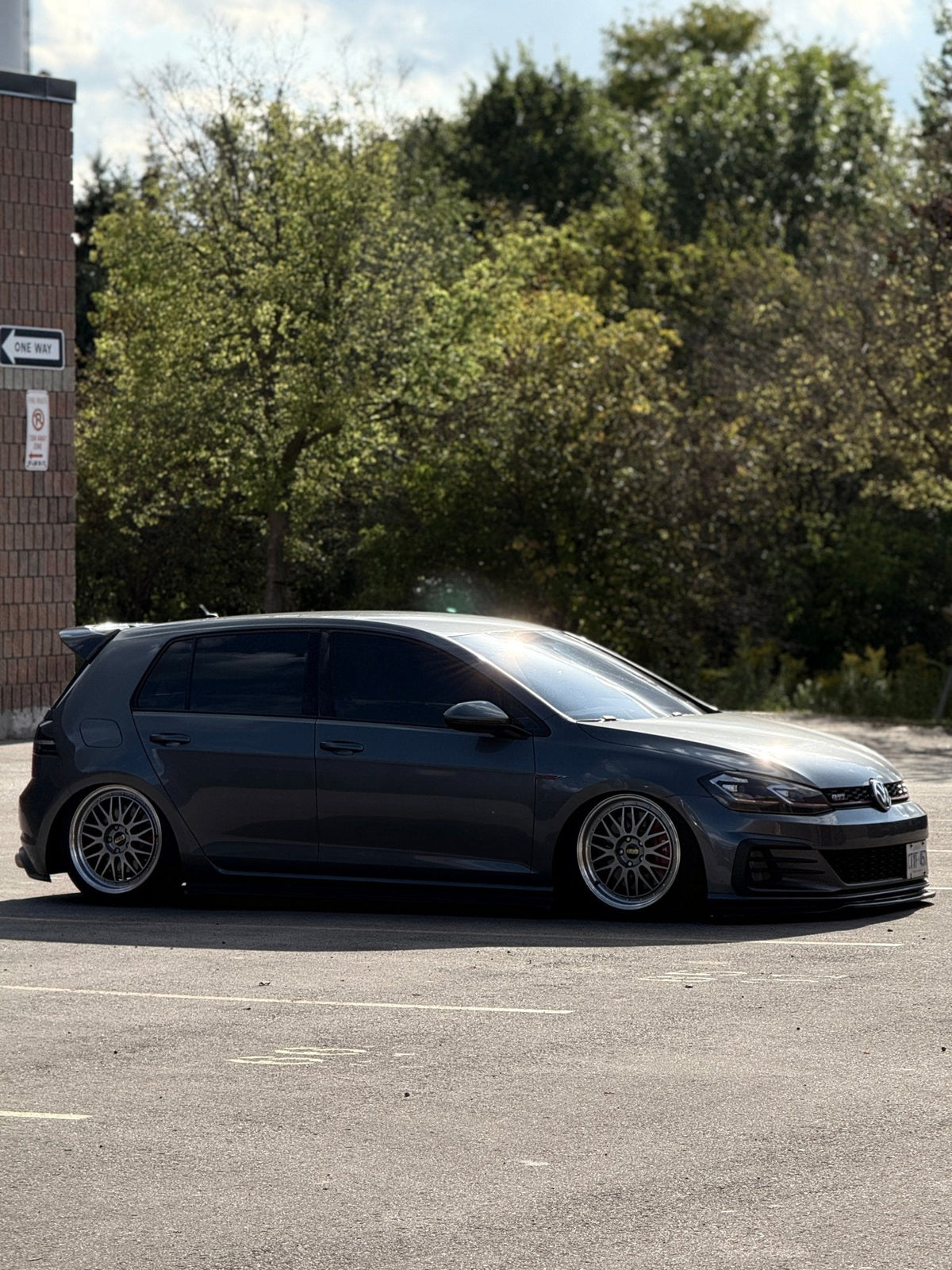 ONAIR Build Series: George’s Bagged Mk7.5 GTI - Shop ONAIR
