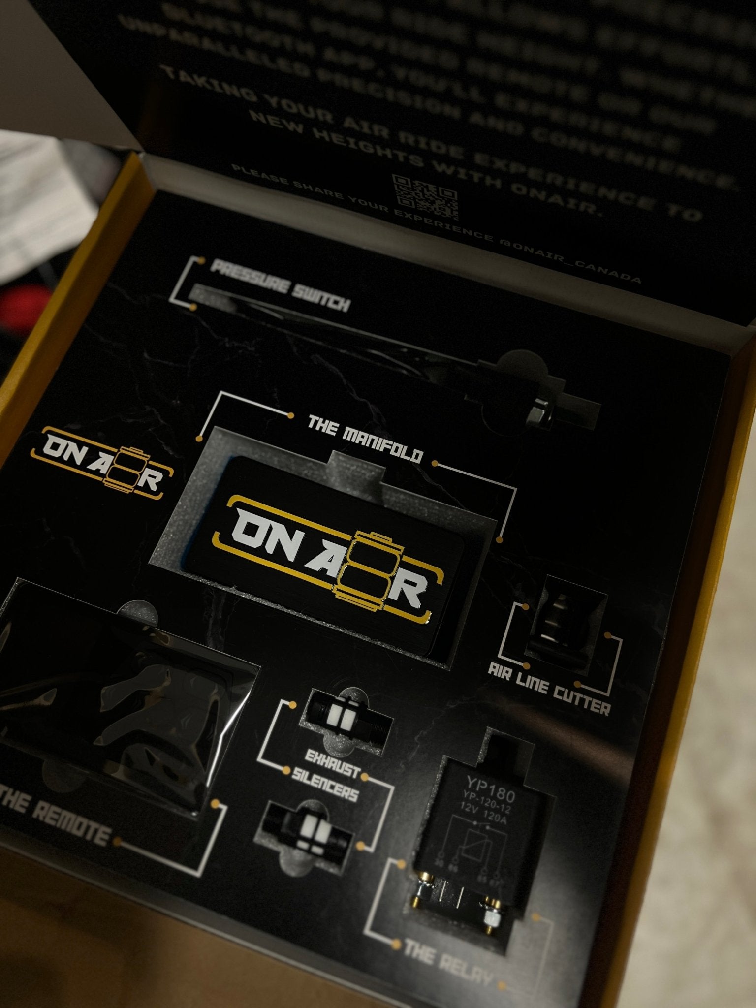 Image of Air ride controller 4V management system with Bluetooth app for seamless vehicle suspension control and optimization